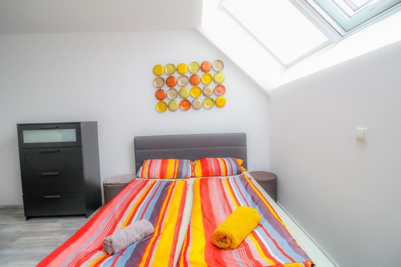 Private Triple Bedroom In Shared Apartment Dw171-4 Вена Экстерьер фото